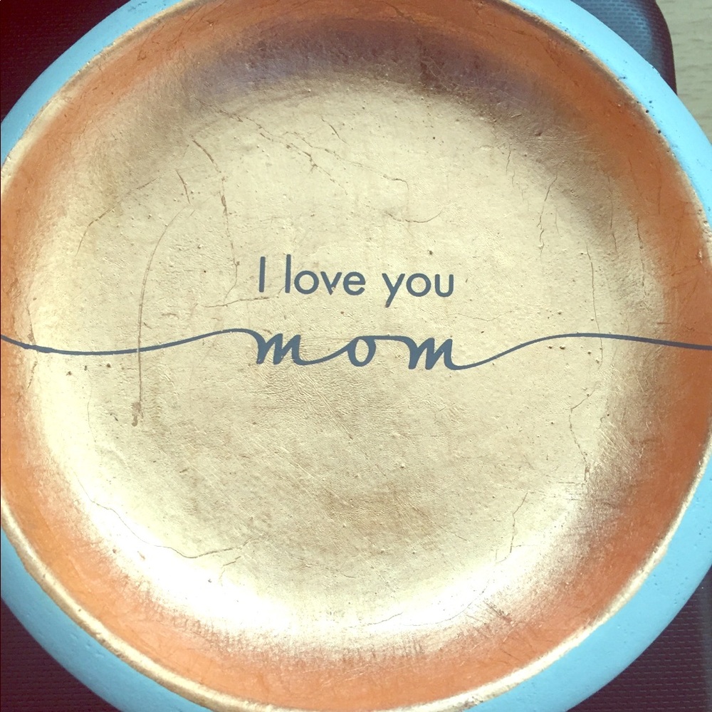 Stuff and things dish for that special Mom